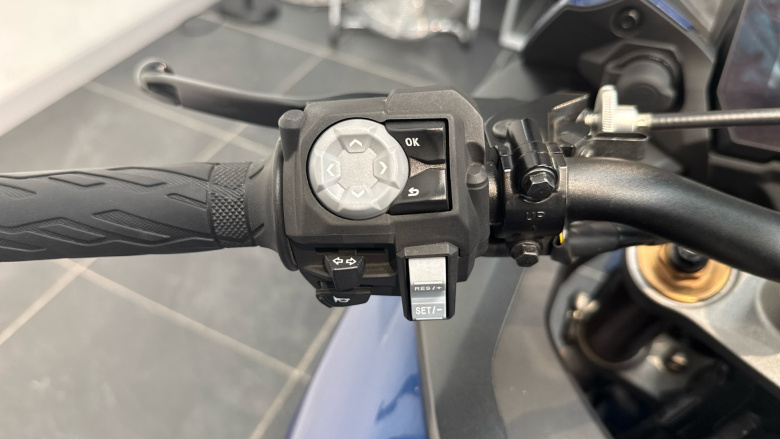 Suzuki Gsx-S 1000TRQM3 (23MY)